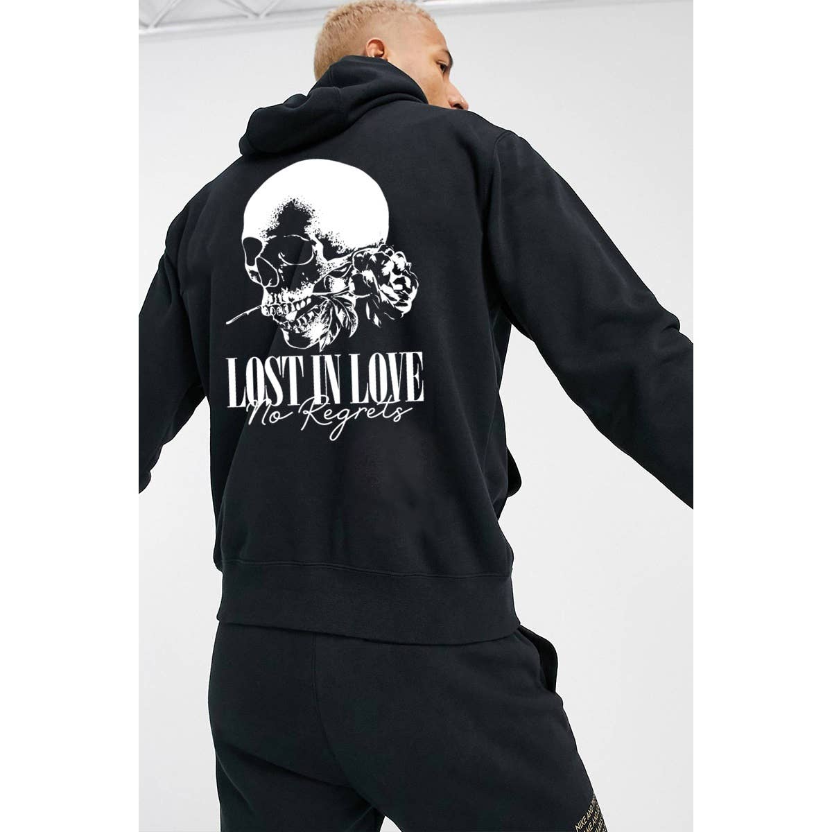 LOST IN LOVE SKULL  GRAPHIC  MENS HOODIE